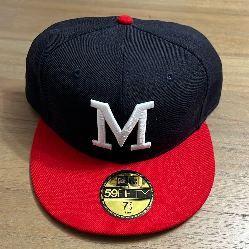 MLB HAT used like new